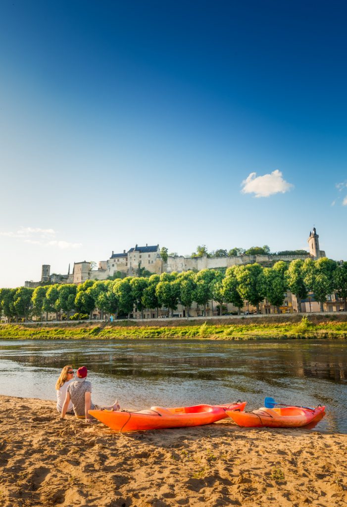 7-canoes-sur-les-bords-de-vienne-a-chinon-jean-christophe-coutand-2030-12-31-medium
